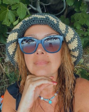 Zeynep Gülmez Instagram - Tatil günlüklerine devam 🧚🏽