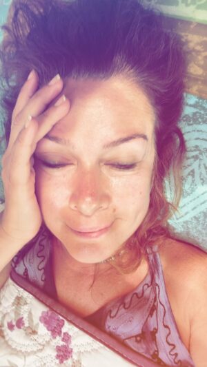 Zeynep Gülmez Instagram - Yulafla tatil sabahlarımız😊