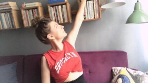 Zeynep Kumral Instagram - ...📚♥️🤫...