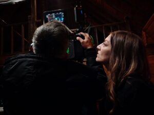 Zeynep Kumral Instagram - Rolling 🐒

🎥 @guraybtk 

📷 @sayinkalem