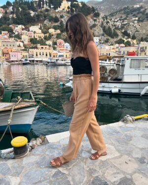 Zeynep Özder Instagram - 🖤🖤🖤