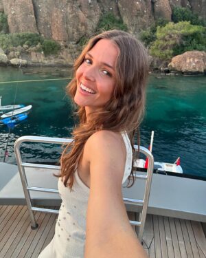 Zeynep Özder Instagram - 🤍🤍🤍