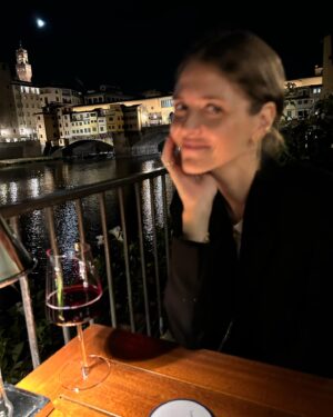 Zeynep Özder Instagram - 🖤🖤🖤