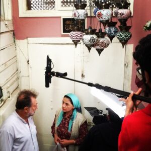 Zeyno Eracar Instagram - #banaartikhicrande @banaartikhicrande @banaartikhicrandetv