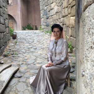 Zeyno Eracar Instagram - Bir zamanlar Galata #zeyrekceyrek #zeyrekleçeyrekbirramazantemaşası #zeyrekceyrekset