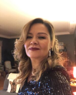 Zeyno Günenç Instagram - 💜🥰🎈🧚‍♀️
