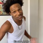 Zezeh Barbosa Instagram - Complete a frase: “Eu sou preto e…”👊🏾 @orhudsonvictor falou tudo, pra rir e refletir!✊🏾 Ótima noite, amoresssss🍀🤎🖤💚💛🧡🤍 . . . . #antiracismo #antiracista #racismoestrutural #racismoécrime #racistasnãopassarão #racismoinstitucional #educacaoantirracista #racismonão #racismonao #consciencianegra