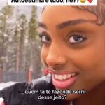 Zezeh Barbosa Instagram - Sobre isso!😅❤️ Hoje acordei com esse espírito, autoestima é tudo hahah! Quem aí se identifica?🌷 Ótima noite, babiesss🍀 . . . . #autoestima #afroestima #autoconfiança #autocuidado #cuidardesi #antiracismo #antiracista #educacaoantirracista #pretaslindas #pretasnotopo #pretasempoderadas #pretasperfeitas
