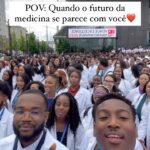 Zezeh Barbosa Instagram - Lindo!🤎 Representatividade importa! Belo exemplo, né? Não desista, insista! Você pode :) Ótima noite, amoresssss🍀 Via @doc.iggy 👊🏾 . . . . #pretosnotopo #pretosmelanina #pretosdopoder #antiracismo #antiracista #racismoestrutural #racismoécrime #racistasnãopassarão #racismoinstitucional #educacaoantirracista #racismonão #racismonao #consciencianegra