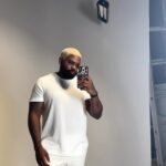 Zezeh Barbosa Instagram - Inacreditável!😤 E o mais inacreditável é o fato do casal achar que tá tudo bem com esse pedido r4cist4…🤢🤮 Até quando?? Pra refletir, amoresssss🍀 Via @thiagorosariifotografia ✊🏾 . . . . #antiracismo #antiracista #racismoestrutural #racismoécrime #racistasnãopassarão #racismoinstitucional #educacaoantirracista #racismonão #racismonao #consciencianegra