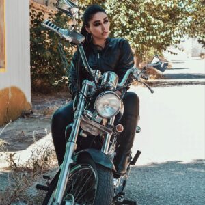Zhalla Rasul Instagram - Jazhny ramazan la hamu laiak piroz be 🖤
Photo by the best  @lhon_gouldin