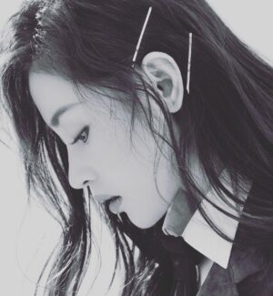 Zhang Tian'ai Instagram - 快停下来 安静的想念
