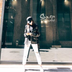 Zhang Tian'ai Instagram - 🕶🎧🎼