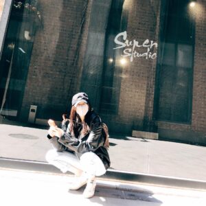 Zhang Tian'ai Instagram - 🕶🎧🎼