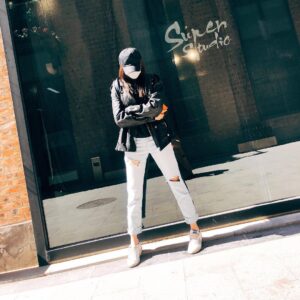 Zhang Tian'ai Instagram - 🕶🎧🎼