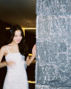 Zhao Jinmai Instagram - nighty- night🤍✨