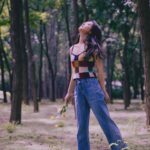 Zhao Jinmai Instagram - 🌳🌼