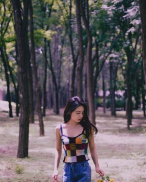 Zhao Jinmai Instagram - 🌳🌼