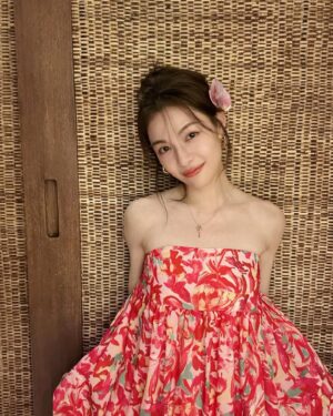 Zhong Chuxi Instagram - 🌸🌼🌺