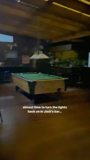 Zibby Allen Instagram - You ready or what?? Season 4 drops July 20th and filming for Season 5 commences soon! So many new moments to share in this iconic bar…
#virginriverseries #virginrivernetflix #jacksbar #jacksheridan #melandjack