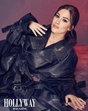 Zilan Duru Instagram - HOLLYWAY Magazine / Tokyo

@hollyway.magazine 

Cover Story 🖤
General coordinator: @zisanseckin
Interview: @dilaysjoker
Photo: @bahadirkuyucu
Make up: @cuneytseven
Hair: @sabitakkaya
Hair style assistant: @erdemhairdresser
Styling: @istylebul 
Location: @lookphotostudio