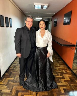 Zizi Possi Instagram - Encontros especiais no show Zizi e Luiza - Especial de Dia das Mães ✨

Teatro Guaíra - Curitiba.