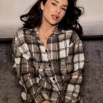 Zlata Ognevich Instagram - «Вечір тихо літає містом, Його вулиці дихають певним змістом…» 🖤