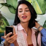 Zlata Ognevich Instagram - Makeup ASMR with @patricialedo_ua 💄❤️ #ZlataOgnevich #PatriciaLedo #makeup #ASMR