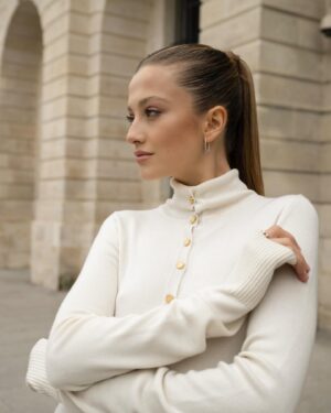 Zoë Pastelle Holthuizen Instagram - one of my fav fw looks from last year 🤍