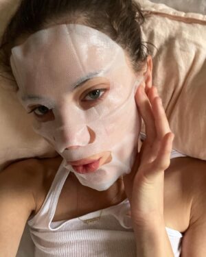 Zoe Levin Instagram - She sweet but a psycho