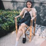 Zoie Tam Instagram - 把生活過得溫暖有趣 讓每天都以自己喜愛的方式來渡過🙃 Top @jacquemus Dress #redvalentino Accessories @artemadridofficial Shoes @sam_edelman_hk