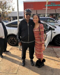 Zolee Griggs Instagram - A win for music lovers (aka me) I’m literally driving down Fairfax and see THEE legend Stevie Wonder on the side walk. I told him how Innervisions is a beautiful body of work. Omg love you #StevieWonder
