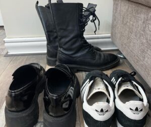 Zoya Hussain Instagram - New project, new person. Obviously her favourite colour is black as well.