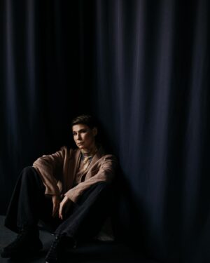 Zoya Yarovitsyna Instagram - Любимый образ ☕️ 🤎
Фотограф @anngorrbacheva 
Визажист @elvirariabtseva_makeup 
Стилист @bvdboyjohn