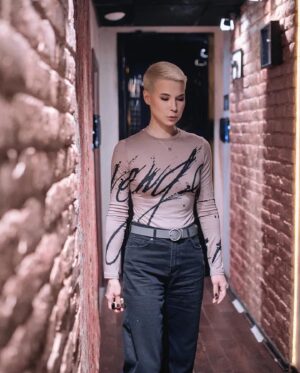 Zoya Yarovitsyna Instagram - НОВЫЙ СЕЗОН
НОВЫЕ ШУТКИ
Я В БОДИ! 
3 сентября в 23-00 на ТНТ