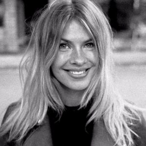 Zsá Zsá Inci Bürkle Instagram - hi i love you 🍒❤️