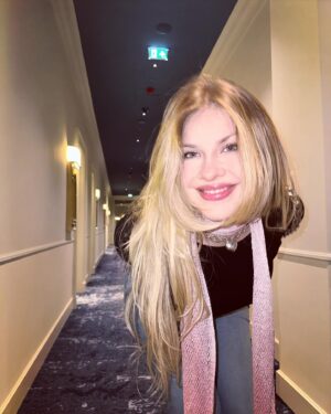 Zsá Zsá Inci Bürkle Instagram - Mäuse in praha 🐭 absolut cutestes Wochenende um baby fairy @rubyofee birthday nachzufeiern ✨💜 love you too the moon