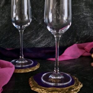Zuzana Žilinčíková Instagram - Vytvor si vlastnoručne a podľa svojich predstáv ORIGINÁLNE dekorácie do domácnosti a omnoho viac zo živice vďaka eshopu @resin.studio.shop 🩷JA SOM SI UROBILA TAKÉTO KRÁSNE PODTÁCKY a návšteva je z nich unesená.
#spolupraca #spoluprace #handmade #design #art #homedecoration #decoration