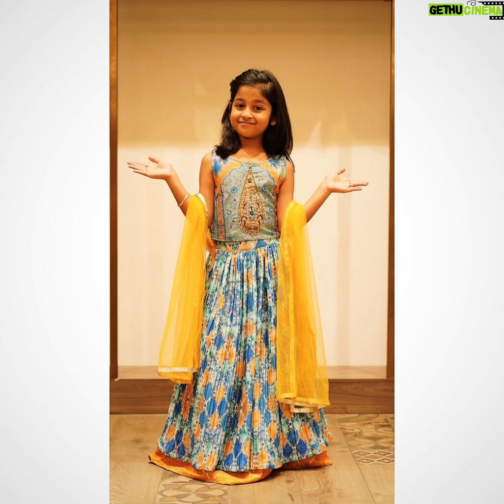 aazhiya sj Instagram - Yellow and Blue combo never fails to attract us ❤️❤️❤️ . . #Ellfashions #Aazhiya