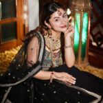 alismita goswami Instagram - 🖤 Wearing @label_gayatri Photography @pankaj_k_visual