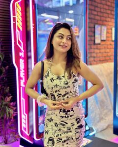 alismita goswami Instagram - Kind of , THE ONE 🤍