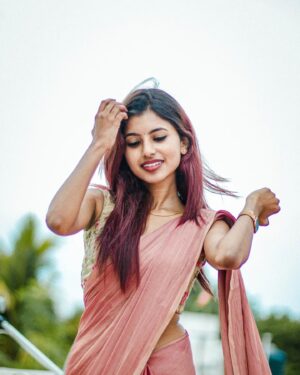 dharshini sudhakar Instagram - FT. @dharshini.offl 
.
Shot on @canonindia_official 
.
.
.
#love #saree #potrait #shoot #canon #canon80d #canon50mm14 #lightroom