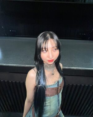 eill Instagram - 𝐞𝐢𝐥𝐥 𝟓𝐭𝐡 𝐀𝐧𝐧𝐢𝐯𝐞𝐫𝐬𝐚𝐫𝐲 𝐋𝐢𝐯𝐞 "𝐌𝐀𝐊𝐔𝐀𝐊𝐄"

いつも本当にありがとう。

 BIG LOVE 🫶🏻