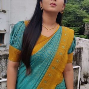 preetha reddy Instagram - 💚💚💛💚

#loveyourself #love #funnyvideos #serialshooters #serialtime #shooting #selflove #funmood #suntv #vijaytelevision #loveyourself #dailyreels#siragadikaasai #traditional