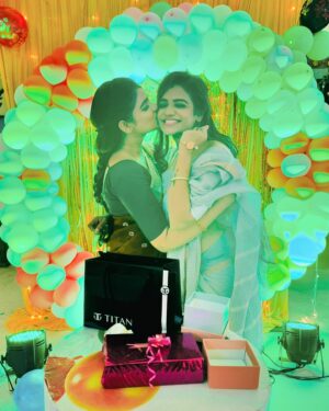 vaishnavi naaiyak Instagram - Feb-1-2024 ♥️♥️
Hey cutieee 😘 u made it special wid ur lov @_soniyasuresh_ 
.
.
.
.
#birthday #celebration #love