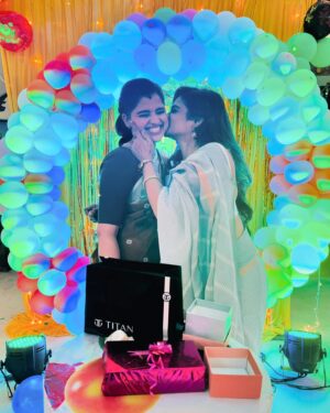 vaishnavi naaiyak Instagram - Feb-1-2024 ♥️♥️
Hey cutieee 😘 u made it special wid ur lov @_soniyasuresh_ 
.
.
.
.
#birthday #celebration #love
