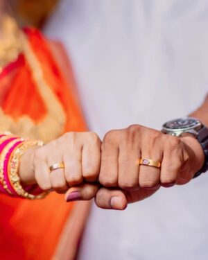vj Santhiya Instagram - Finally got Engaged💍👩‍❤️‍👨 @aval_santhiya  3 Days to go❤️ Thank you for coming into my life you are actually making me smile and laugh…….🥰Thank you for being so understanding ❤️……..I really appreciate you so much👩‍❤️‍👨…….I love you a lot❤️❤️❤️……..varungala pondatiye🙌