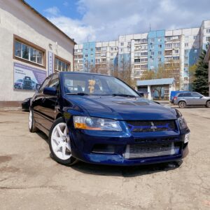 Яна Сотова Instagram - Ай, красавчик какой, не могу 💙
⠀
#evo7 #evolution7 #lancerevolution #evoforever #lancerevo #blueevo #evogirl #evogirls