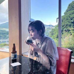 田所梓 Instagram - 本年も大変お世話になりました！また来年も一緒に楽しい思い出たくさんつくりましょうー！よいお年を〜🗻✨

#azusatadokoro 
#tadokoroazusa
#田所あずさ