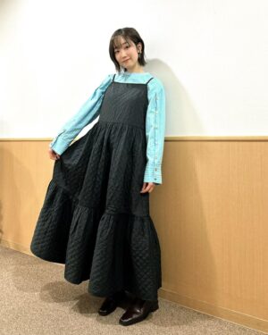 田所梓 Instagram - 今日の衣装！なんと2着も🙌
スタイリングはつばちゃんさん @tsubasashimoda 
メイクは尾関さんでした！

緑に紫ってかわいいね〜！

#azusatadokoro 
#tadokoroazusa
#田所あずさ
